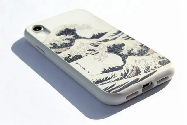 Why People Prefer Silicone Phone Cases?